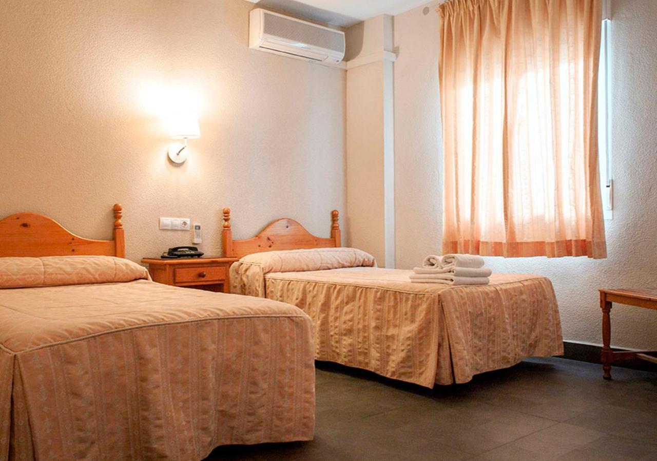 Hotel La Zambra 2*