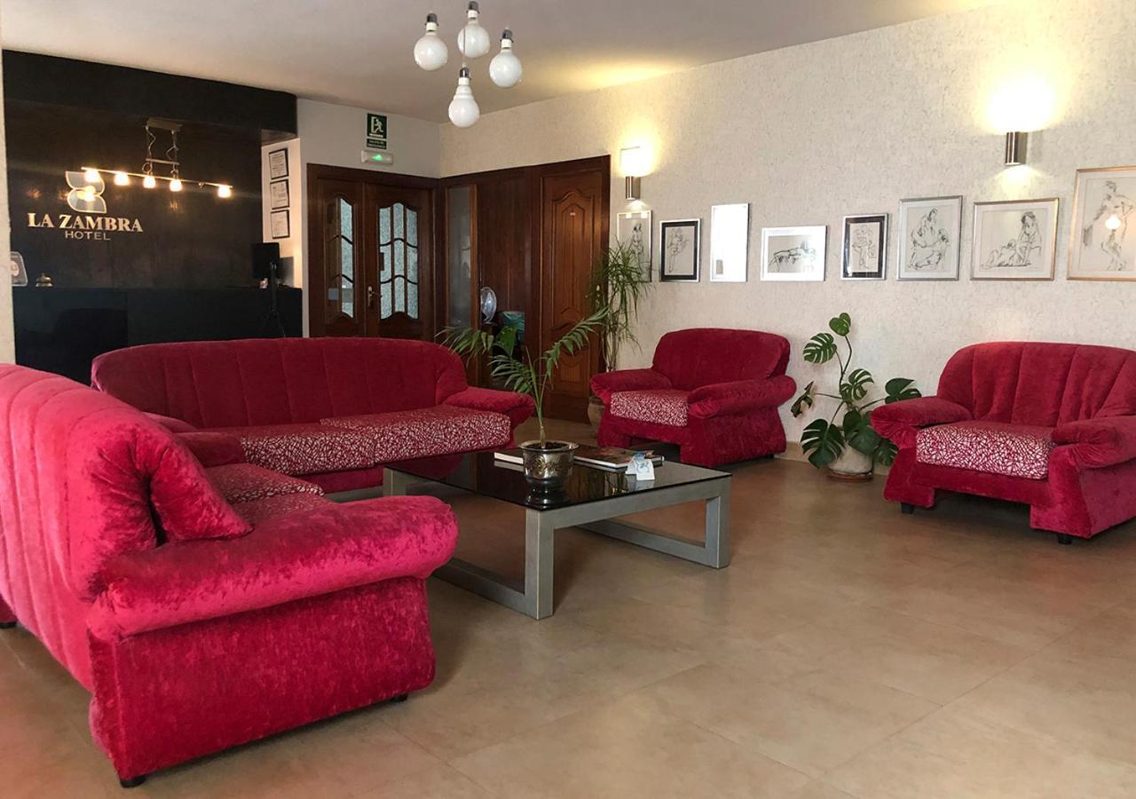 La Zambra Hotel 2*